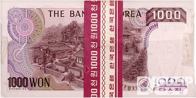 1983년 나 1000원(2차) 양성기호 '다나다 53..' 100장 관봉 다발/ 미사용품