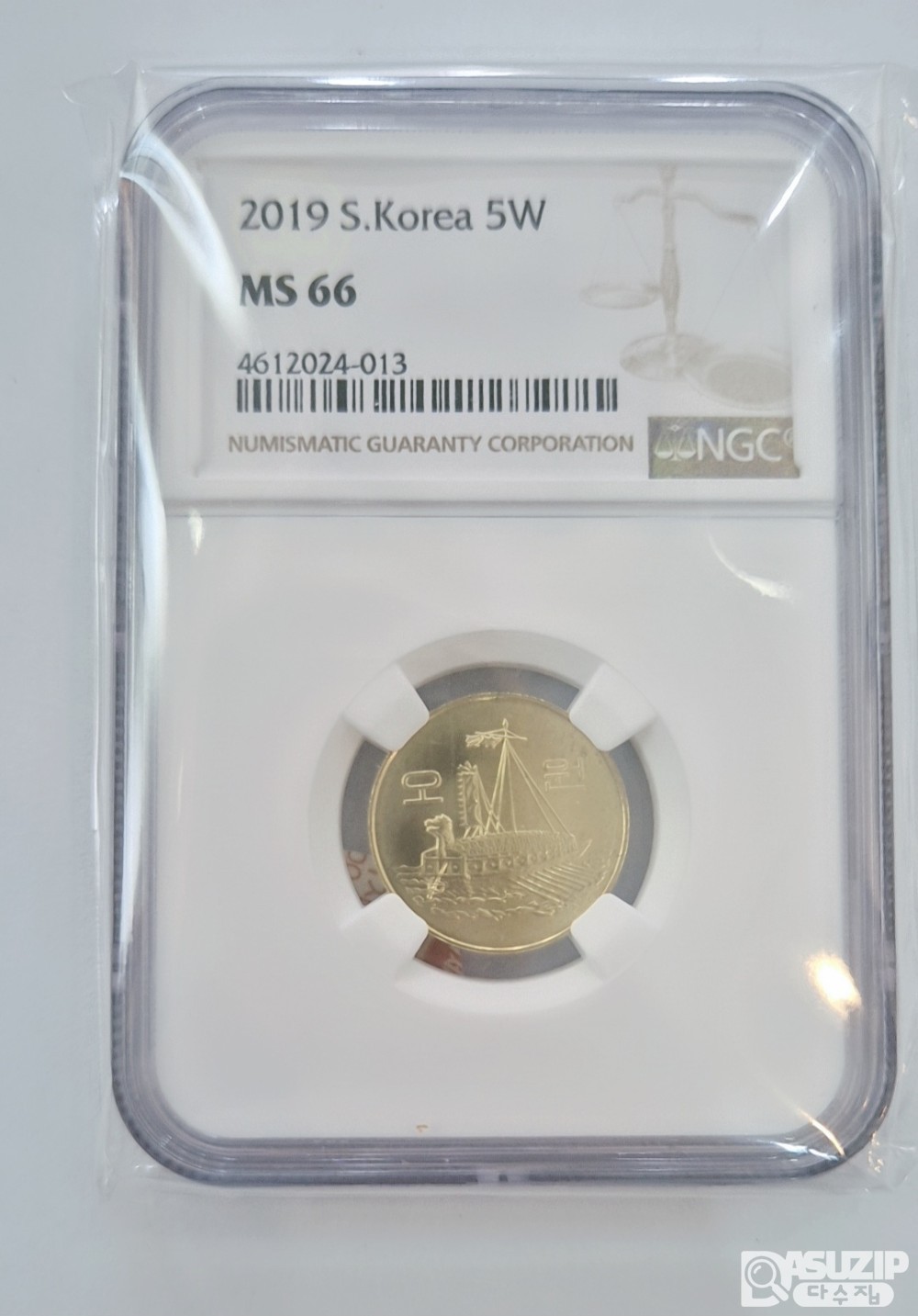 그레이딩 주화: 2019년 5주 NGC 66등급