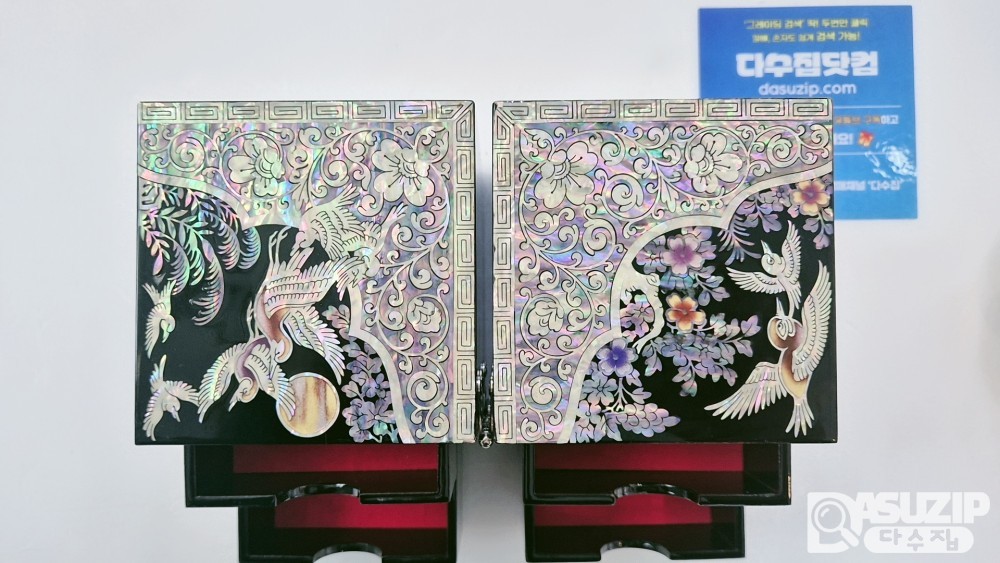 명인 작품: 자개 보석함. A급