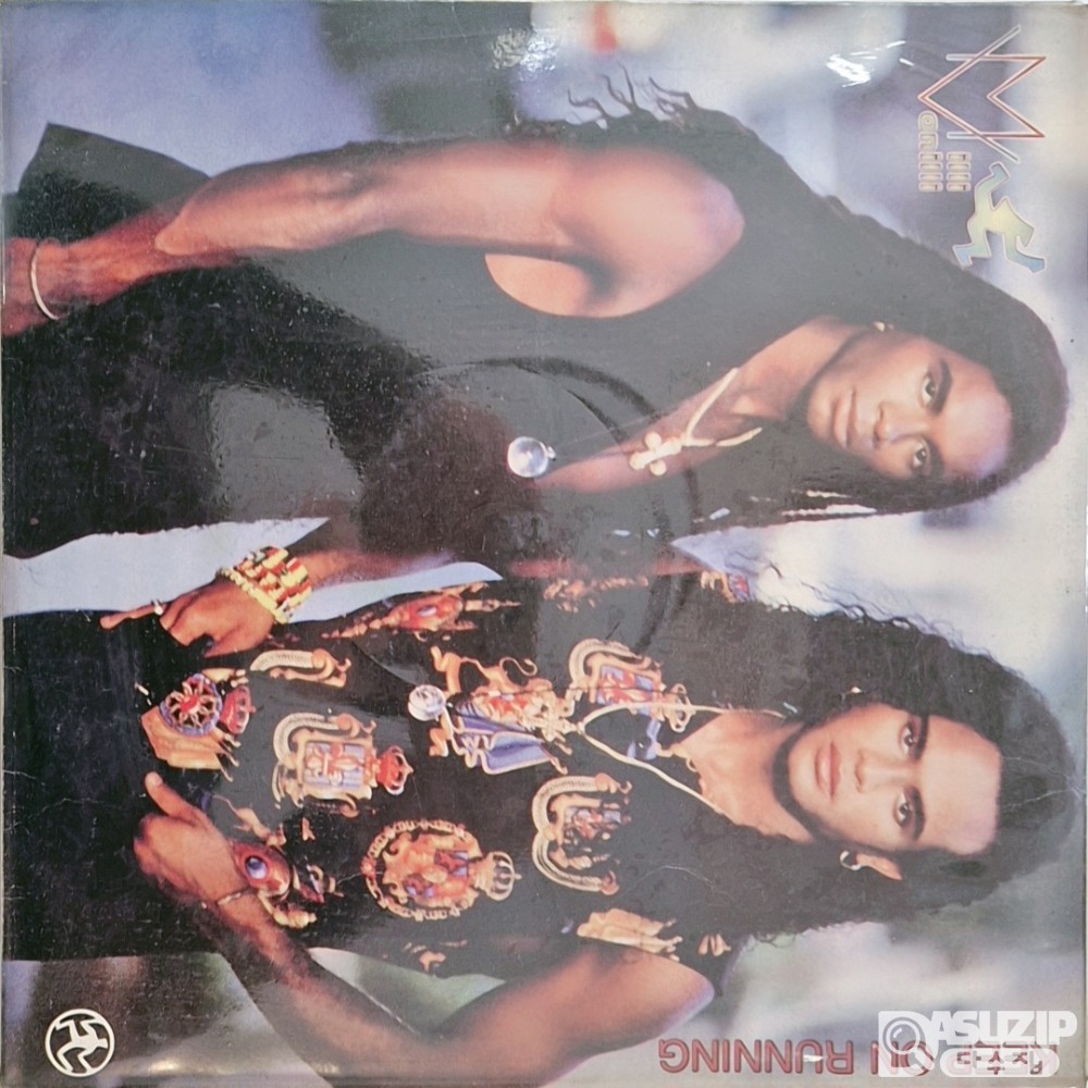 1990년 밀리 바닐리(Milli Vanilli)의 'Keep On Running' 음반 .  12인치 맥시 싱글