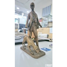 브론즈: 동제품 그레이하운드 와 영국신사